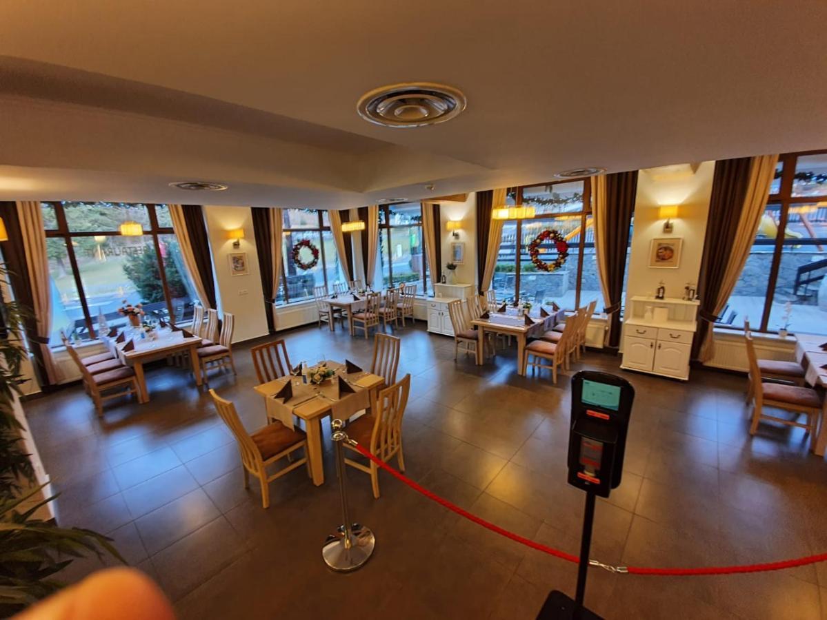 Hotel Escalade Poiana Brasov Exteriör bild